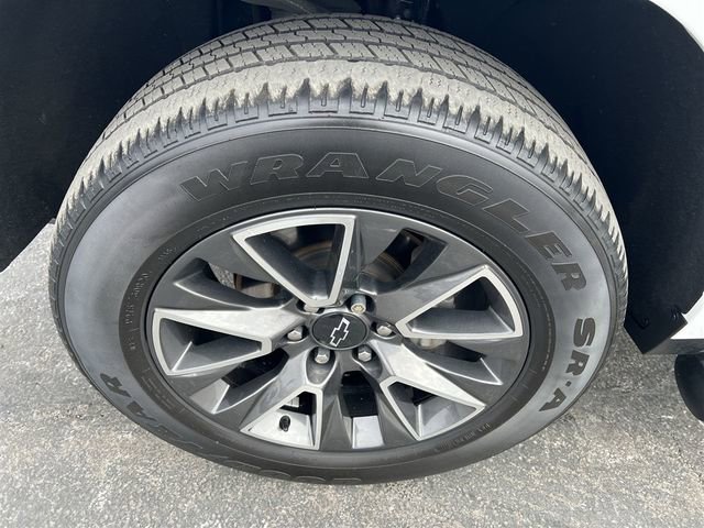 Used 2022 Chevrolet Tahoe Z71 w/ Off-Road Capability Package image 18