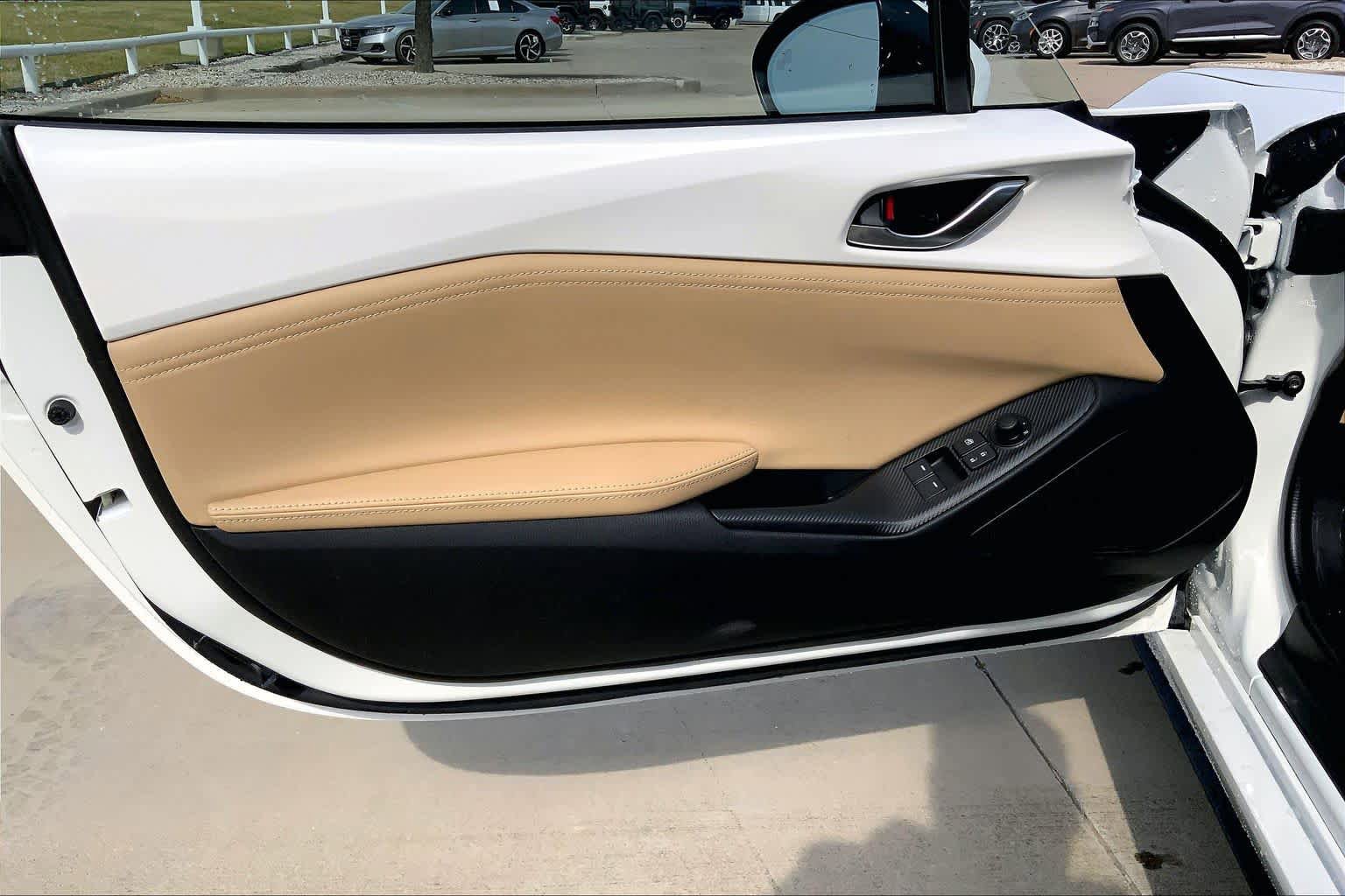 New 2026 MAZDA MX-5 Miata RF Grand Touring image 10