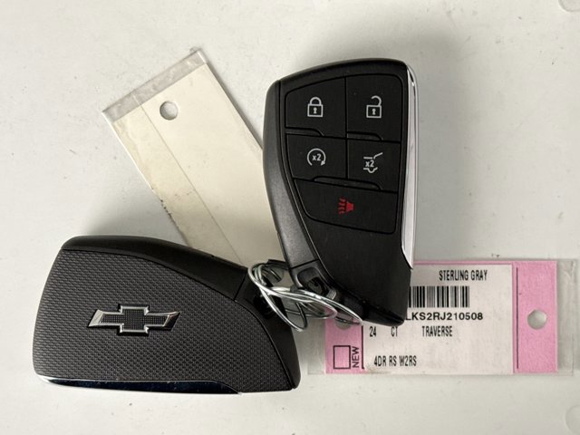 Used 2024 Chevrolet Traverse RS w/ LPO, Floor Liner Package AWD/4WD image 23