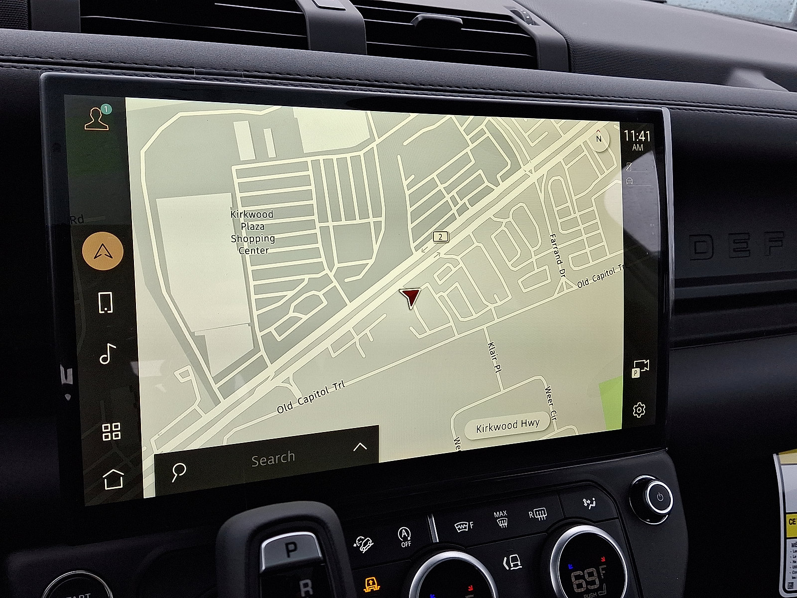 New 2026 Land Rover Defender 110 X-Dynamic SE image 7