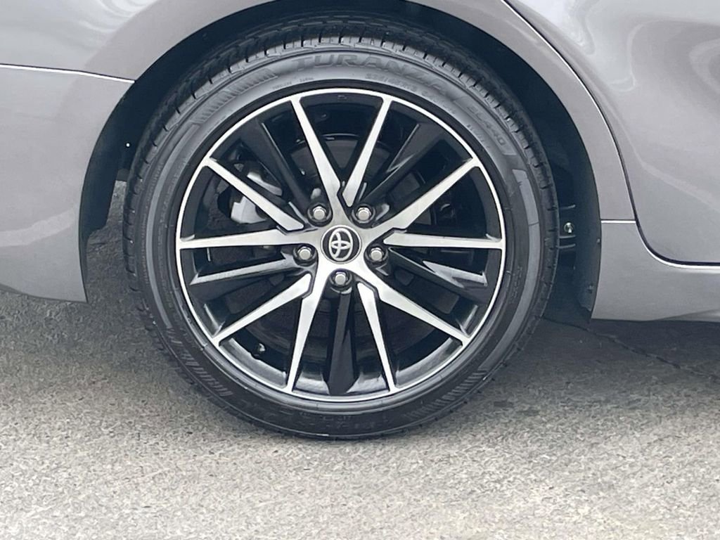 Used 2024 Toyota Camry SE image 13