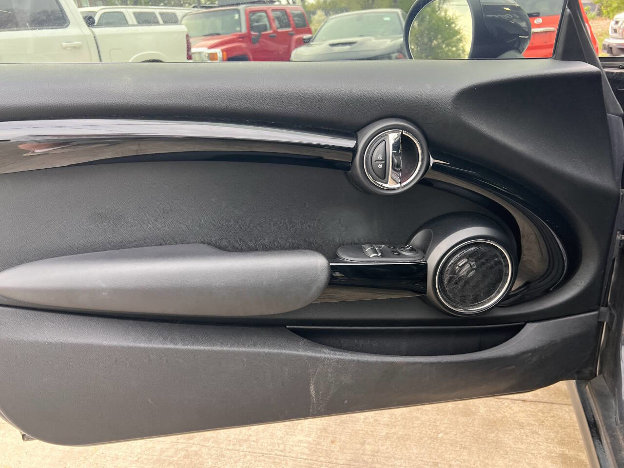 Used 2015 MINI Cooper S image 12