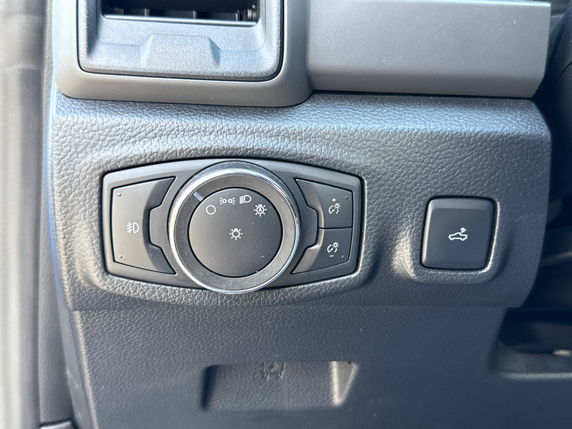Used 2020 Ford Ranger XL w/ Equipment Group 101A Mid RWD image 27