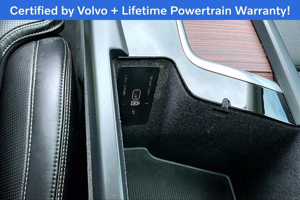Certified 2023 Volvo XC60 B5 Ultimate w/ Protection Package Premier AWD/4WD image 33