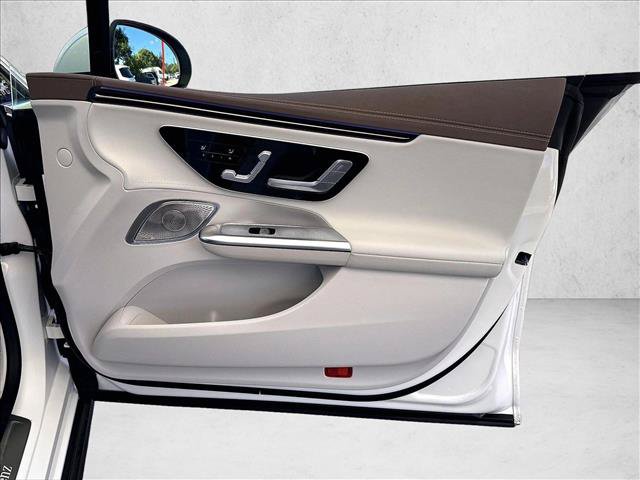 Certified 2024 Mercedes-Benz EQE 500 4MATIC Sedan image 18