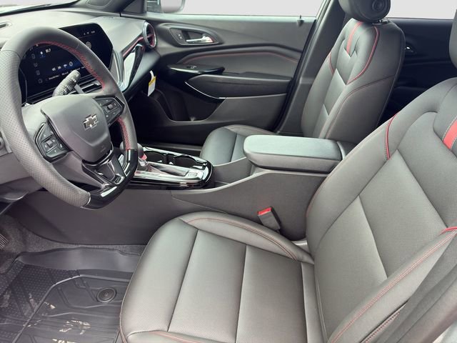 New 2026 Chevrolet Trax RS w/ Sunroof Package FWD image 9
