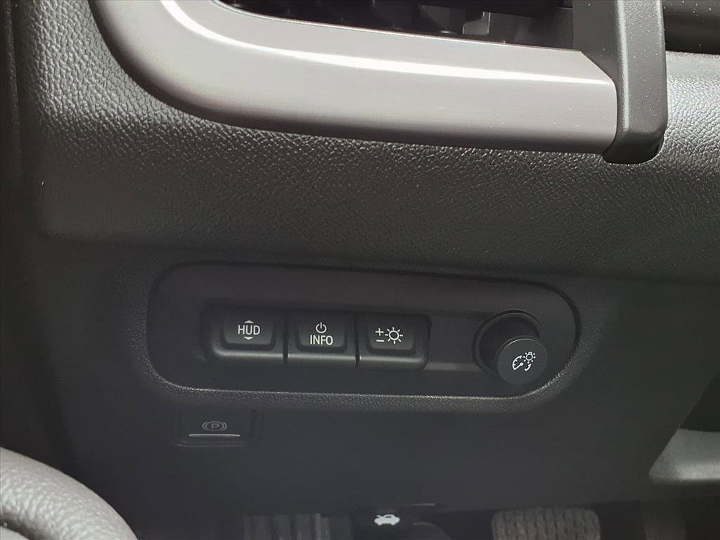 Used 2023 GMC Terrain AT4 w/ Tech Package image 19