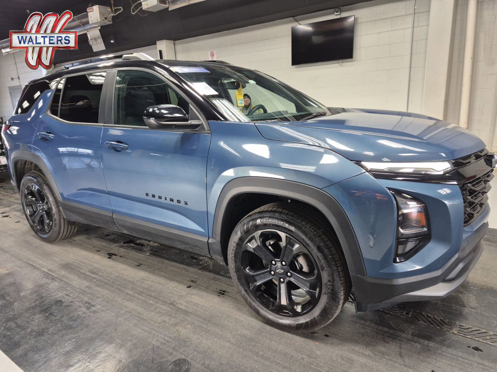 Used 2025 Chevrolet Equinox LT w/ Midnight Edition