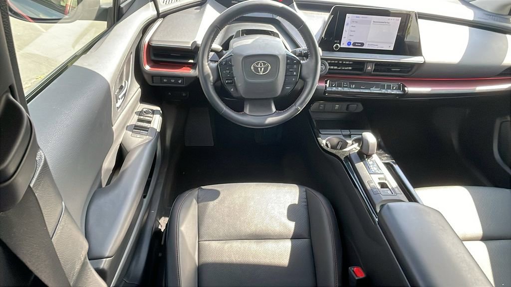 Used 2023 Toyota Prius Prime XSE Premium image 13