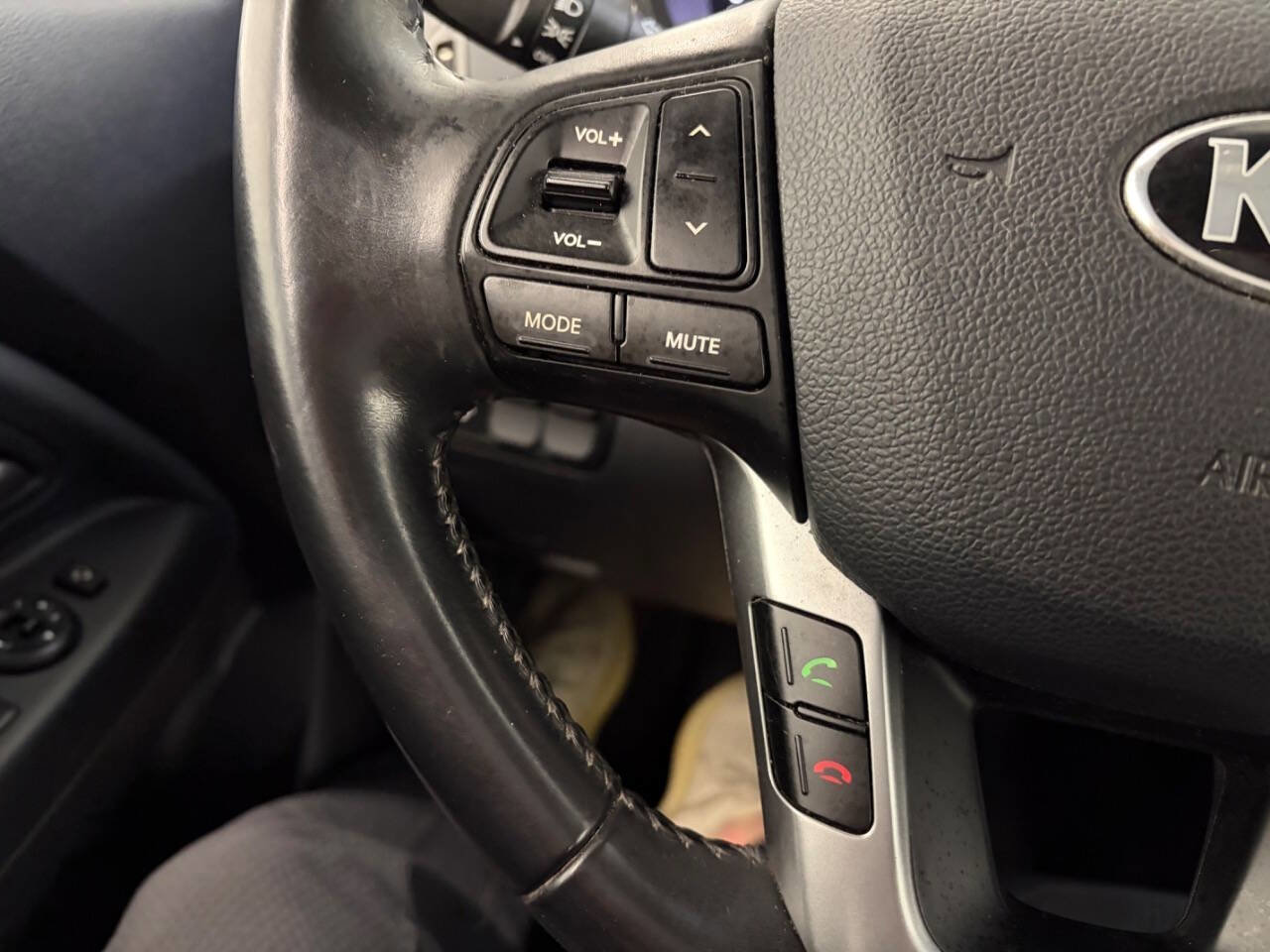 Used 2014 Kia Rio EX w/ Convenience Package image 18