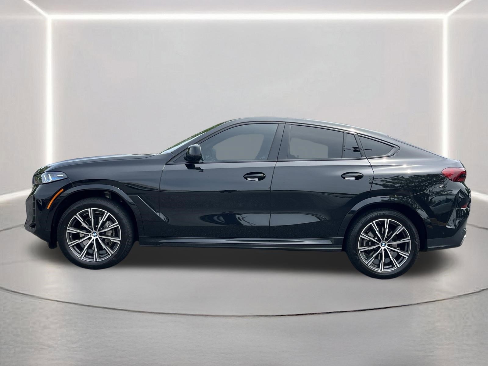 Used 2026 BMW X6 xDrive40i AWD/4WD image 25