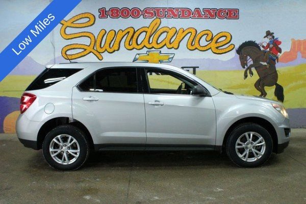 Used 2017 Chevrolet Equinox LS image 1