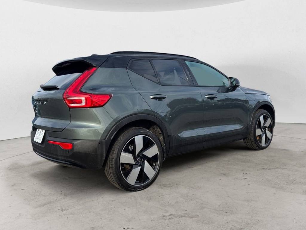 Used 2026 Volvo EX40 Plus w/ Climate Package image 6