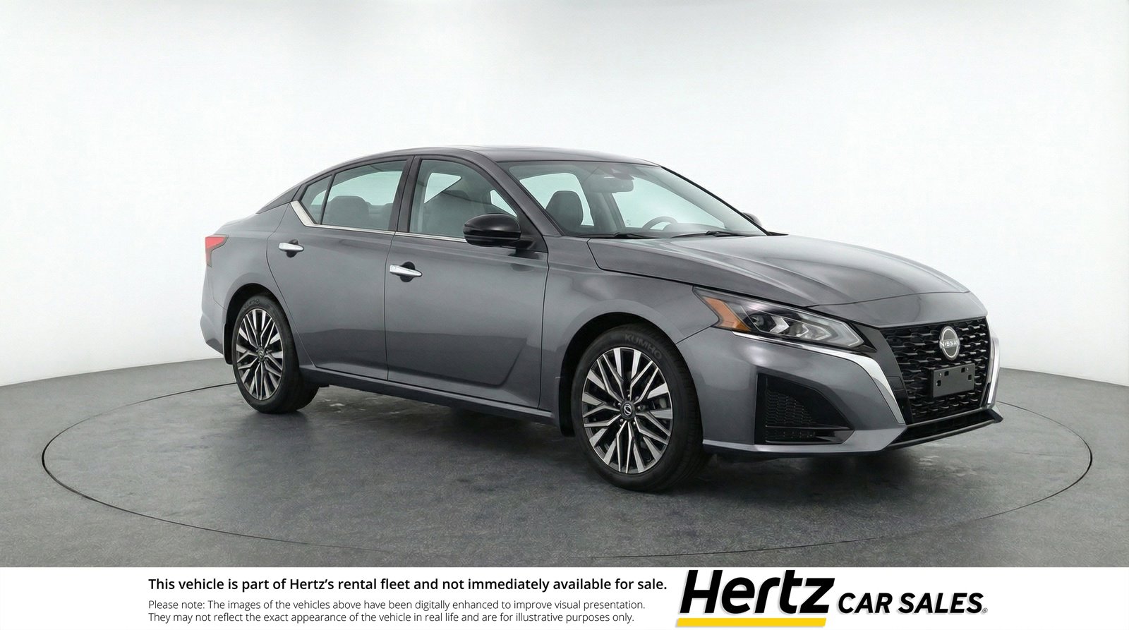 Used 2025 Nissan Altima 2.5 SV image 1
