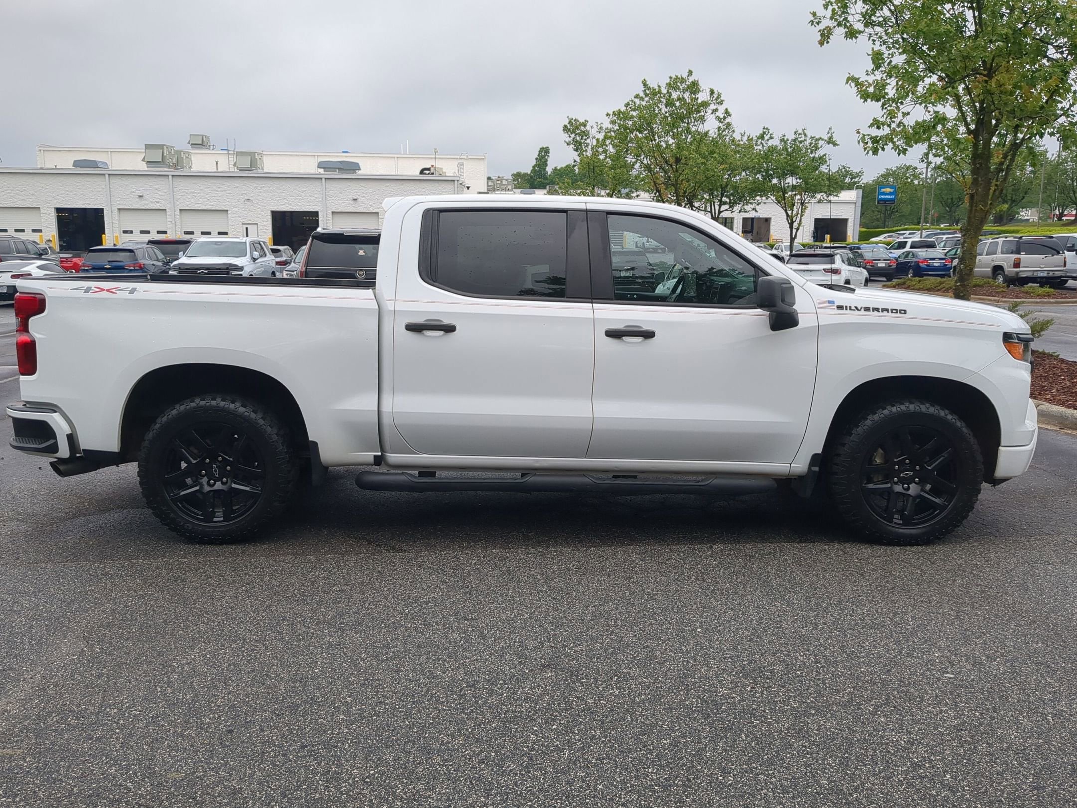Used 2024 Chevrolet Silverado 1500 Custom w/ Rally Edition AWD/4WD image 11