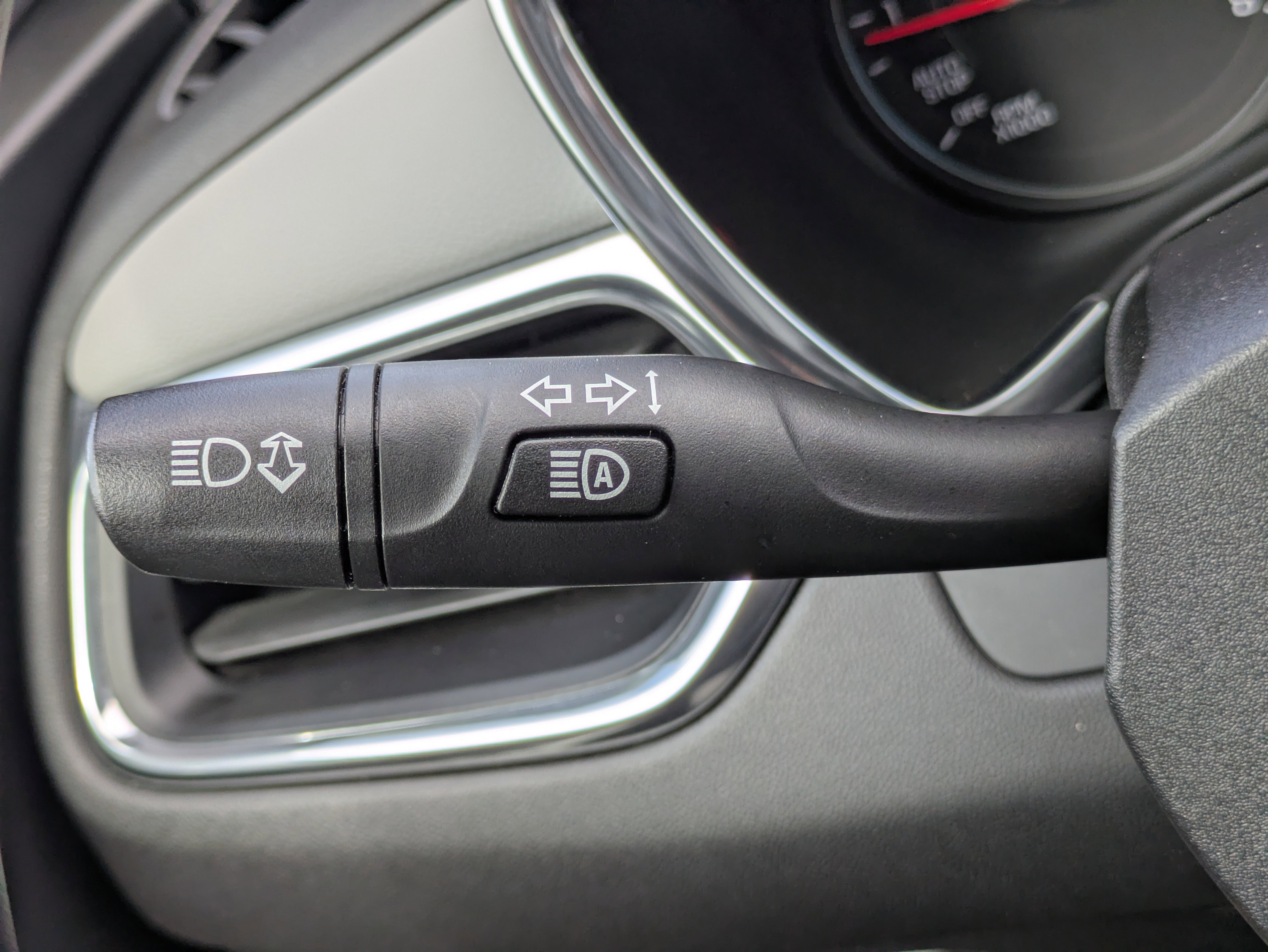 Used 2024 Chevrolet Equinox LT image 19