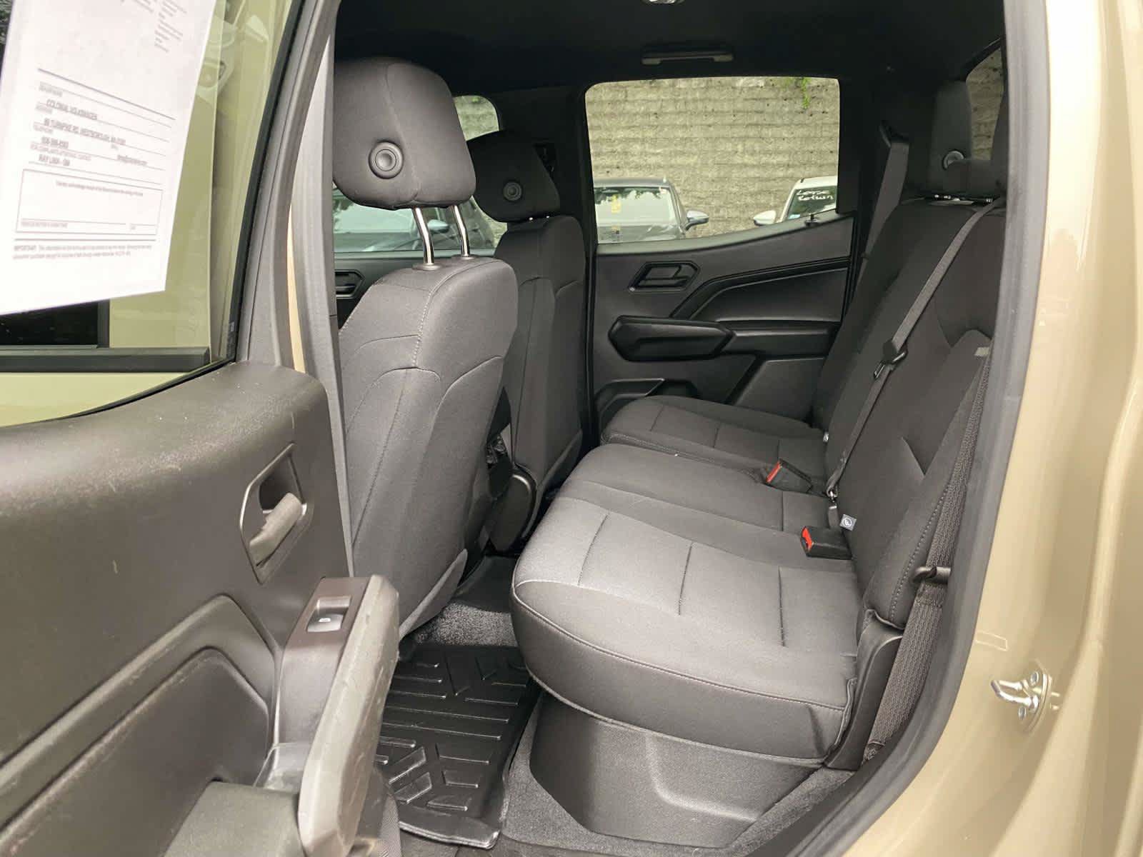 Used 2024 Chevrolet Colorado Trail Boss w/ Advanced Trailering Package AWD/4WD image 30