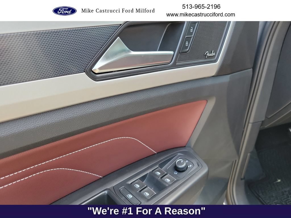 Used 2023 Volkswagen Atlas Cross Sport SEL Premium R-Line AWD/4WD image 25