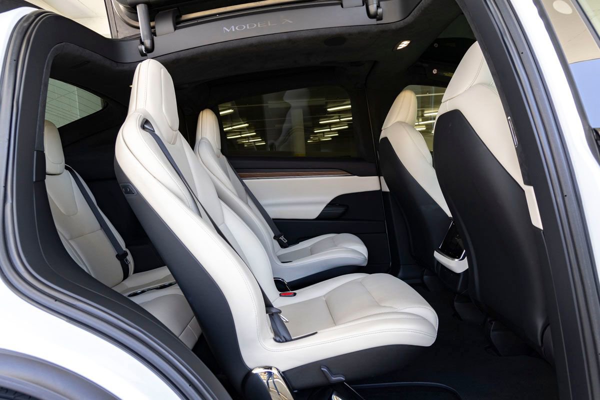 Used 2023 Tesla Model X AWD/4WD image 26