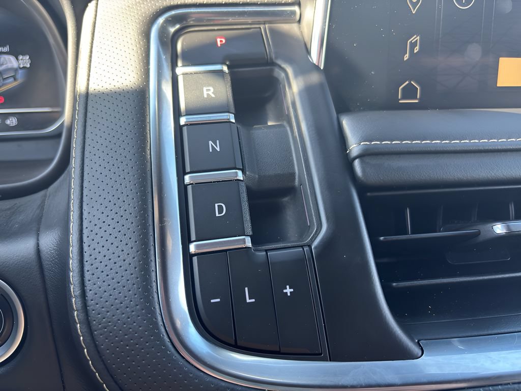 Used 2024 GMC Yukon SLT AWD/4WD image 20