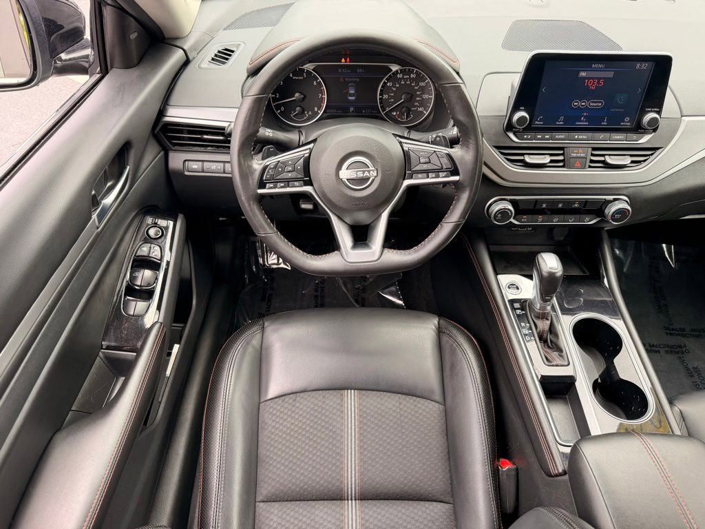Used 2024 Nissan Altima 2.5 SR FWD image 18