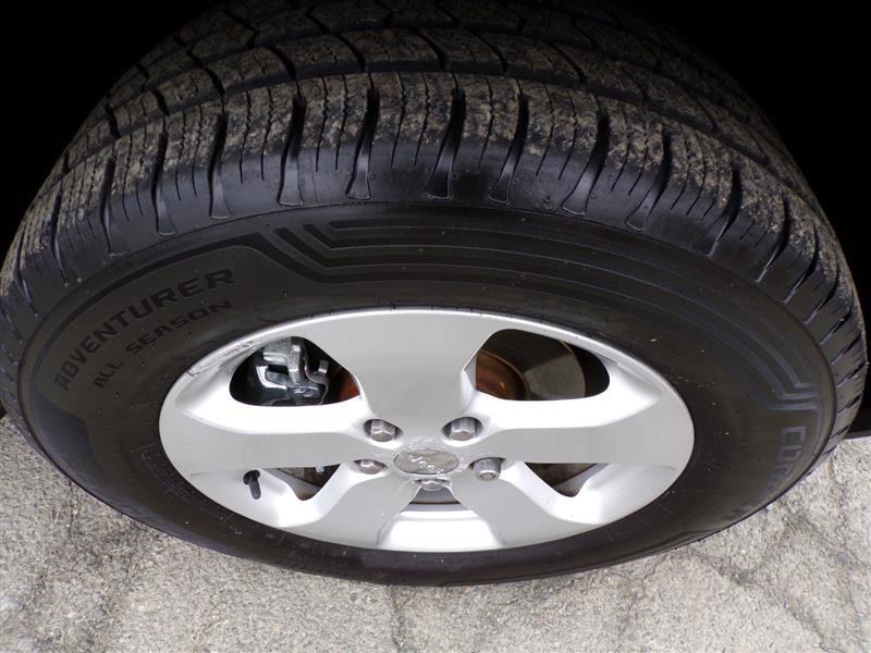 Used 2012 Jeep Grand Cherokee Laredo image 46