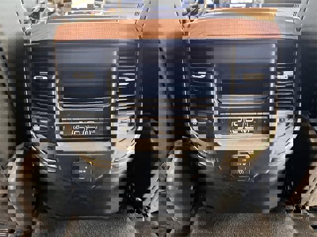 Used 2022 RAM 1500 Limited w/ Body Color Bumper Group image 8