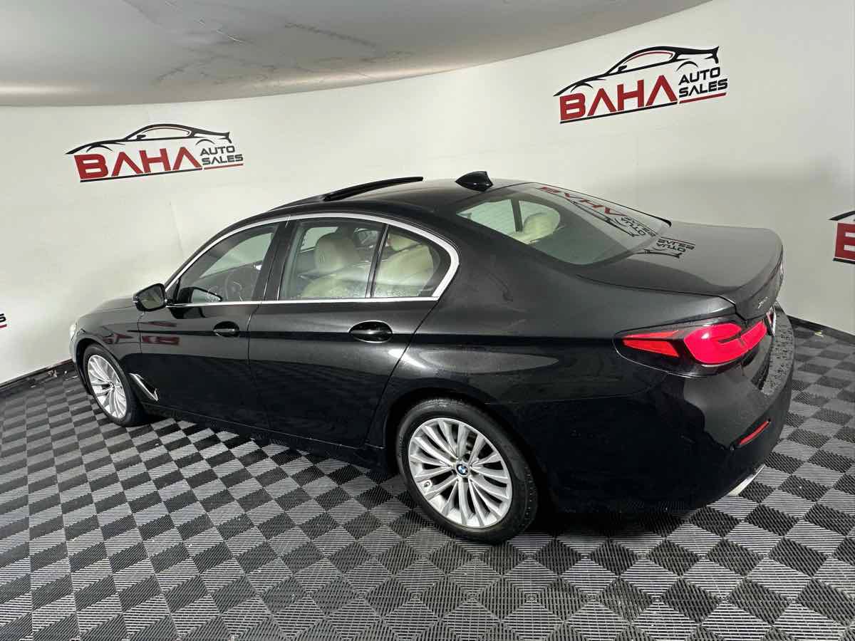 Used 2023 BMW 530i xDrive w/ Convenience Package AWD/4WD image 5