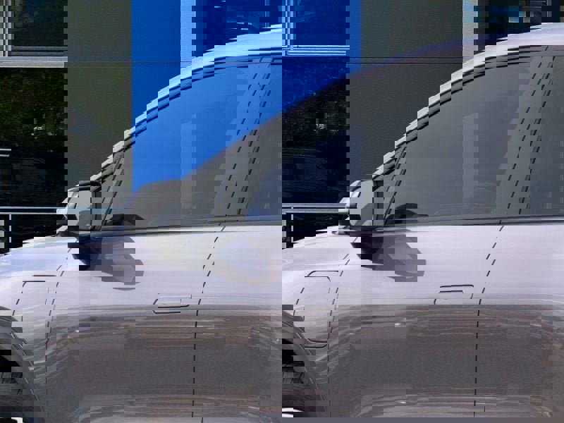 New 2026 Chevrolet Equinox EV LT image 12