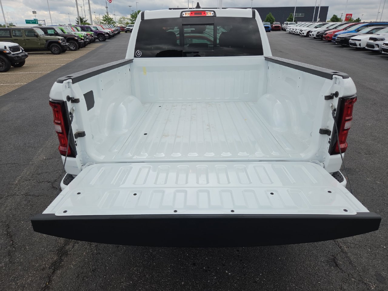 New 2026 RAM 1500 Big Horn AWD/4WD image 7