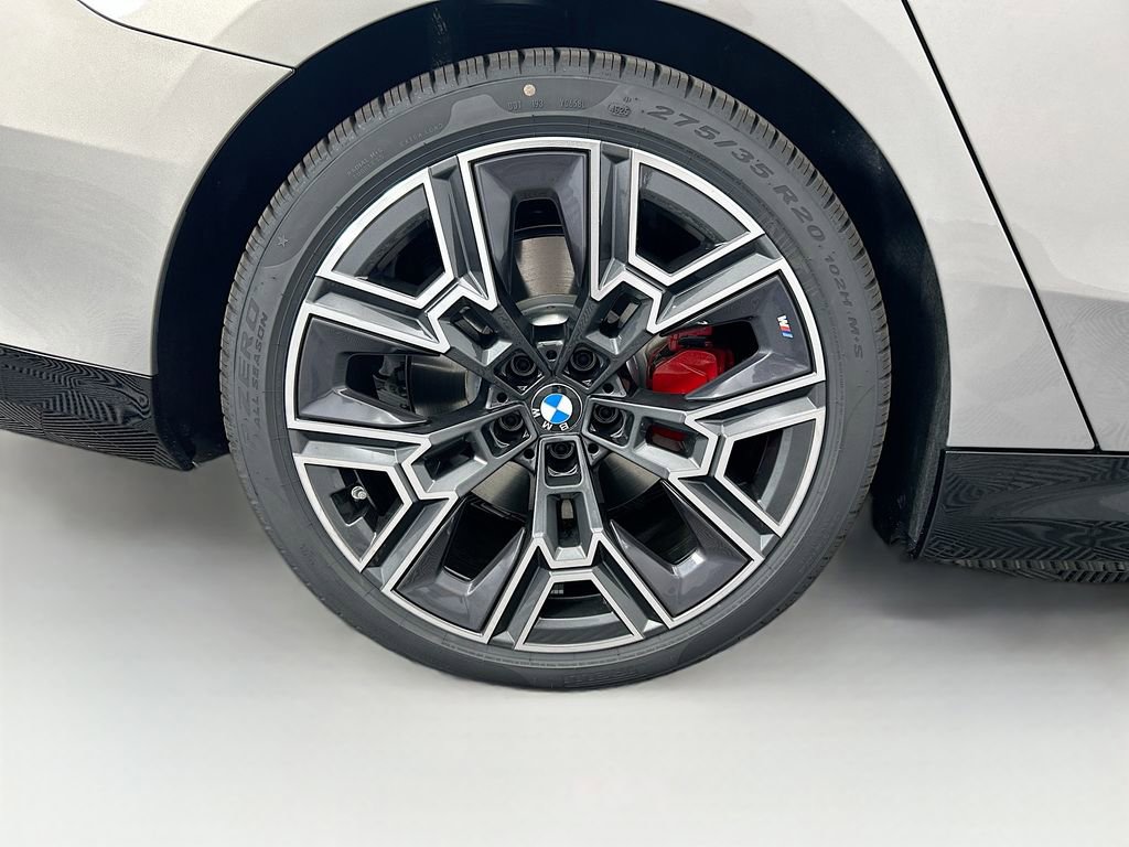 New 2026 BMW i5 eDrive40 w/ M Sport Package image 32
