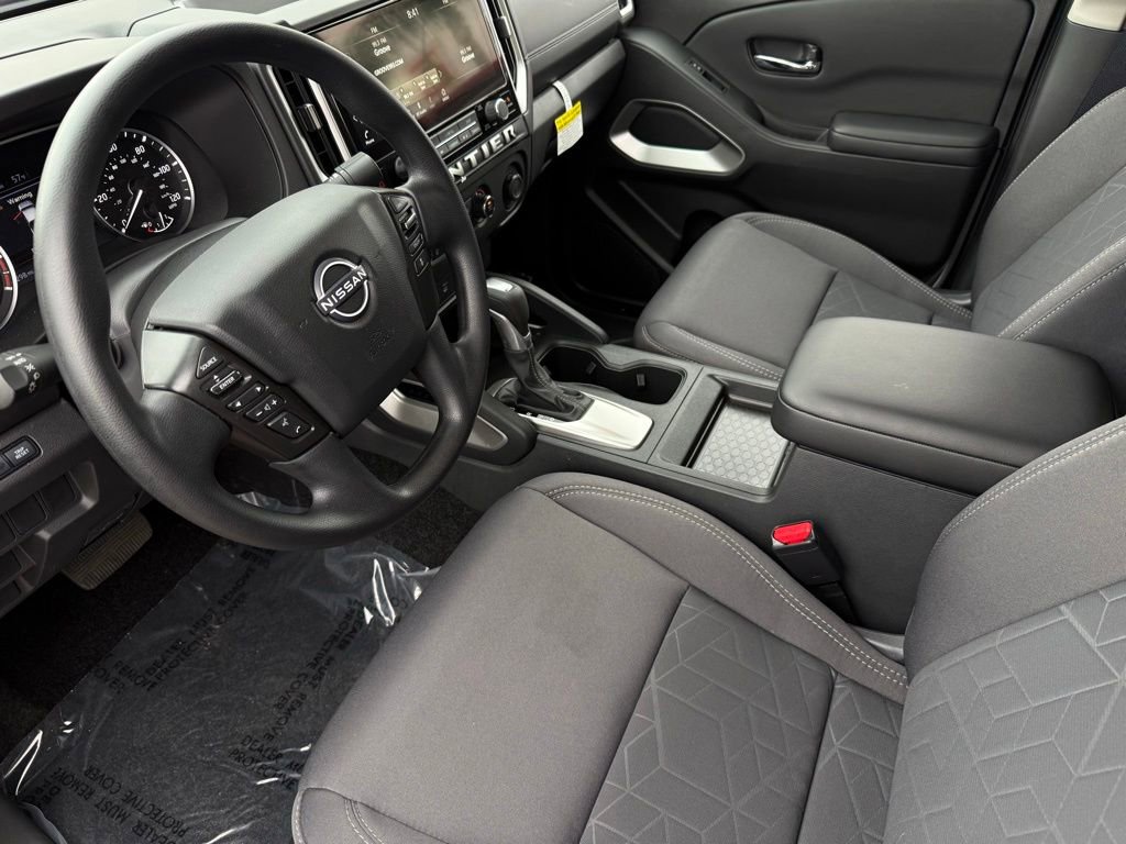Certified 2025 Nissan Frontier SV RWD image 16