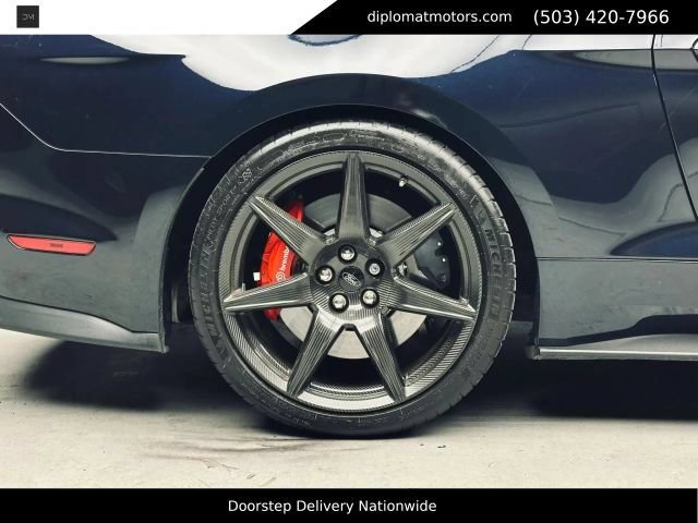 Used 2021 Ford Mustang Shelby GT500 w/ Carbon Fiber Track Pack RWD image 39