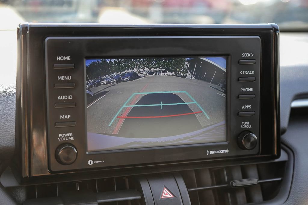 Used 2021 Toyota RAV4 LE image 23