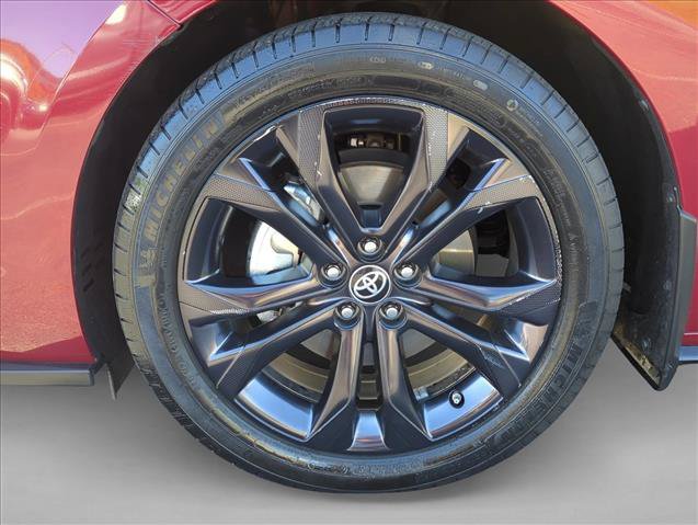 Used 2024 Toyota Sienna XSE FWD image 10