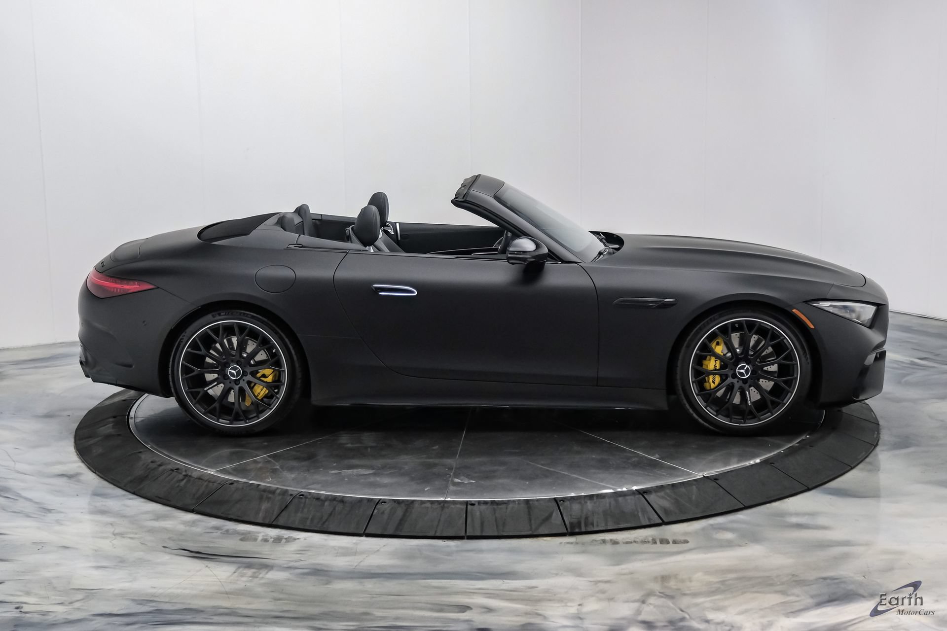 Used 2022 Mercedes-Benz SL 55 AMG 4MATIC image 27