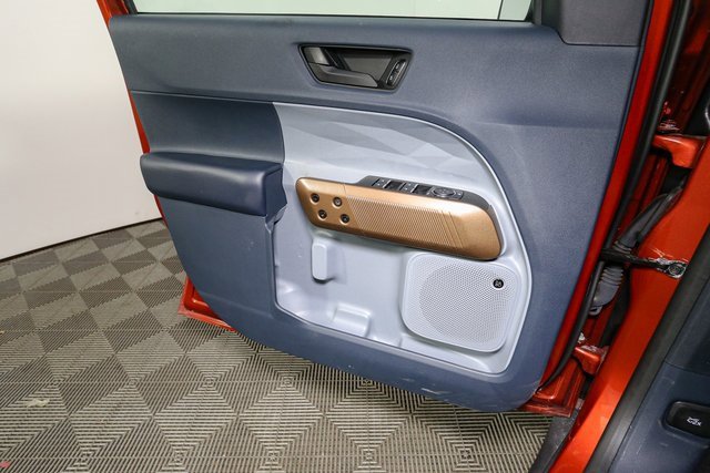 Used 2023 Ford Maverick Lariat w/ Lariat Luxury Package image 33