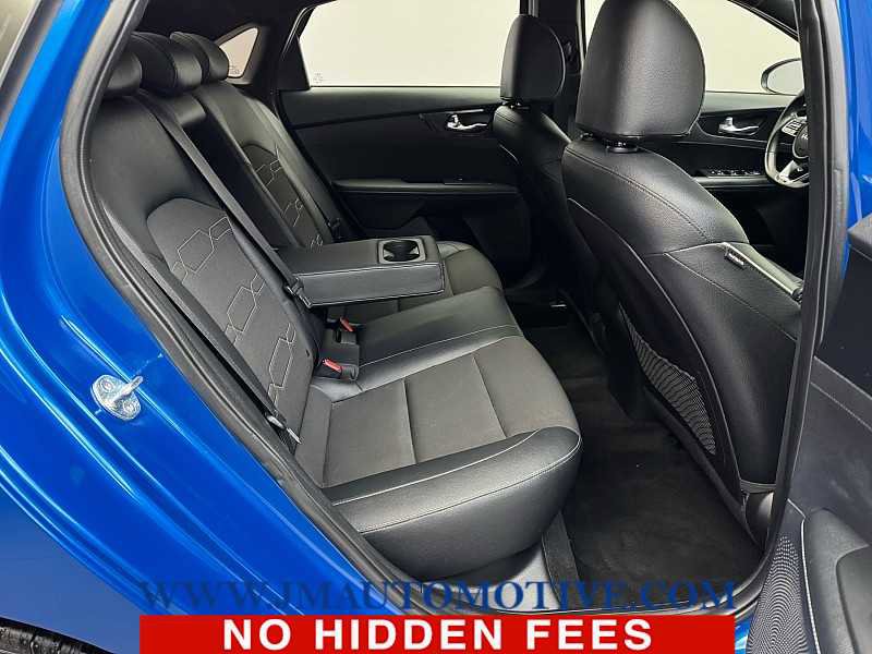 Used 2022 Kia Forte GT-Line w/ GT-Line Technology Package FWD image 17
