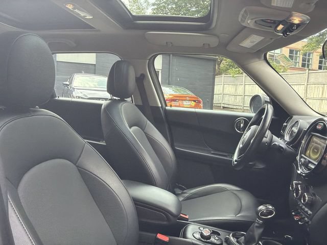 Used 2017 MINI Cooper Countryman ALL4 AWD/4WD image 25