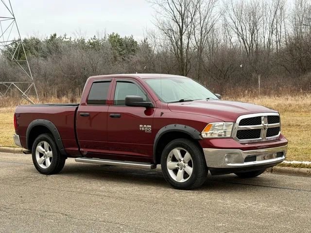 Used 2019 RAM 1500 ST w/ SXT Plus Group image 29