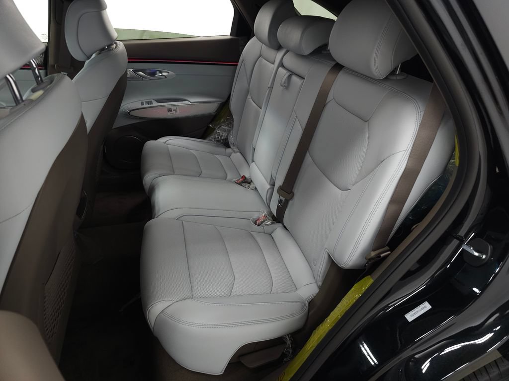 New 2026 Genesis GV70 2.5T Advanced AWD/4WD image 29