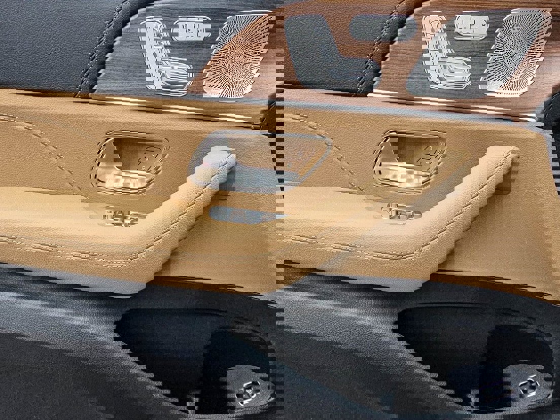 New 2026 Mercedes-Benz GLS 580 4MATIC image 7