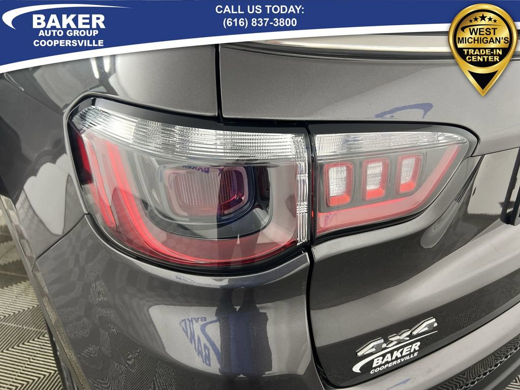 Used 2024 Jeep Compass Latitude w/ Convenience Group image 34