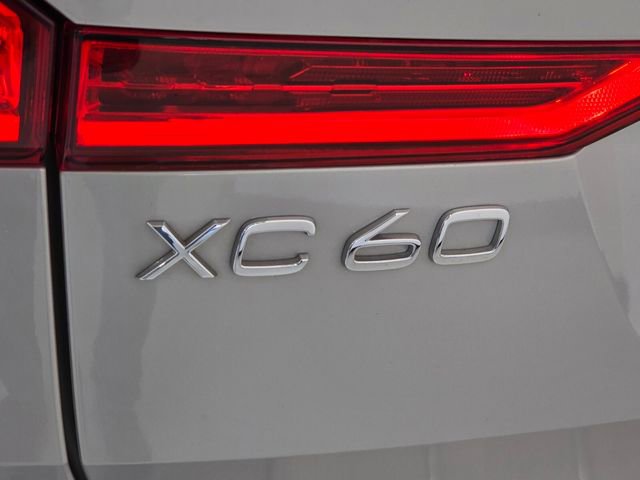 Certified 2023 Volvo XC60 B5 Core w/ Climate Package image 7