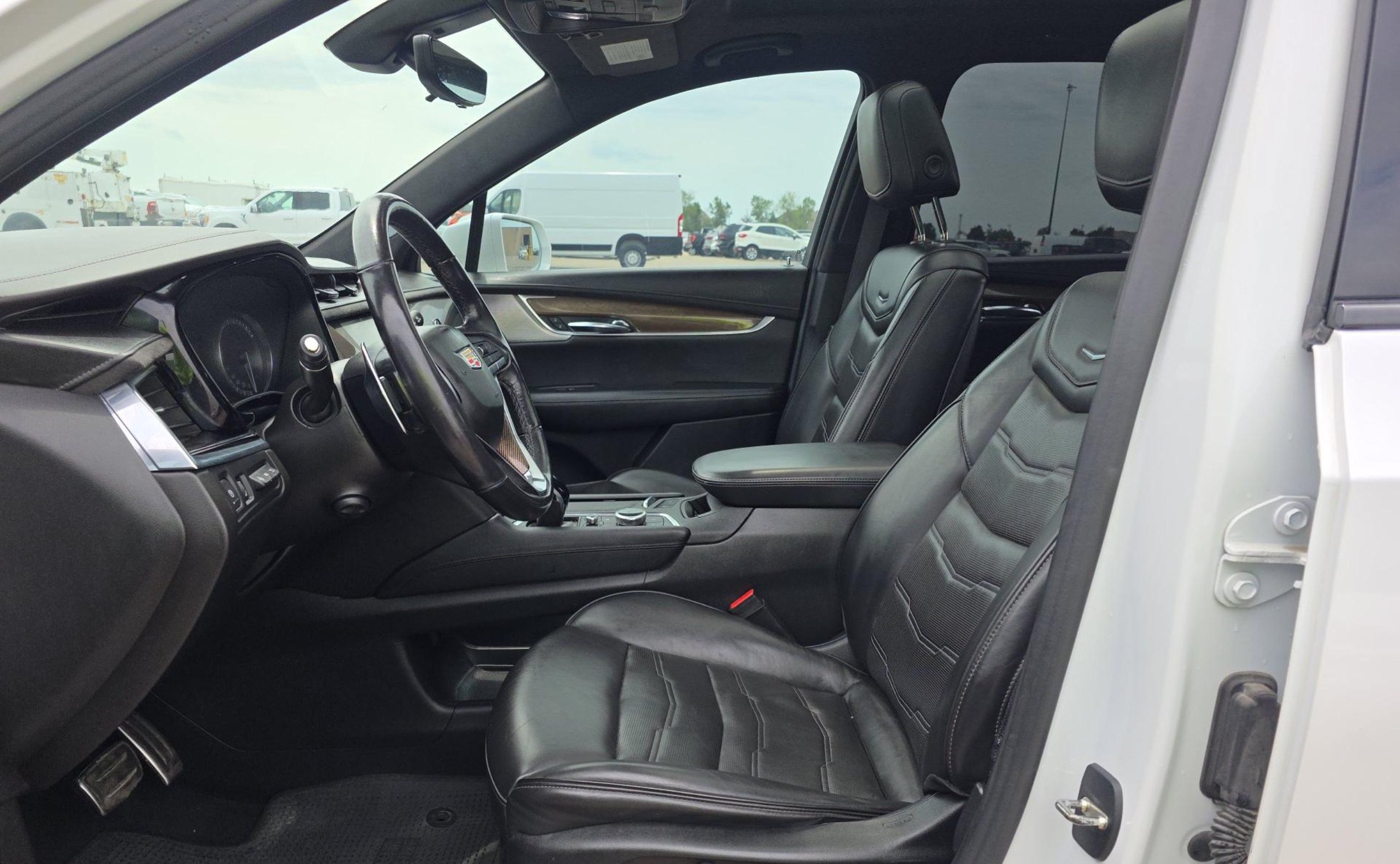Used 2020 Cadillac XT6 Sport w/ Platinum Package AWD/4WD image 6