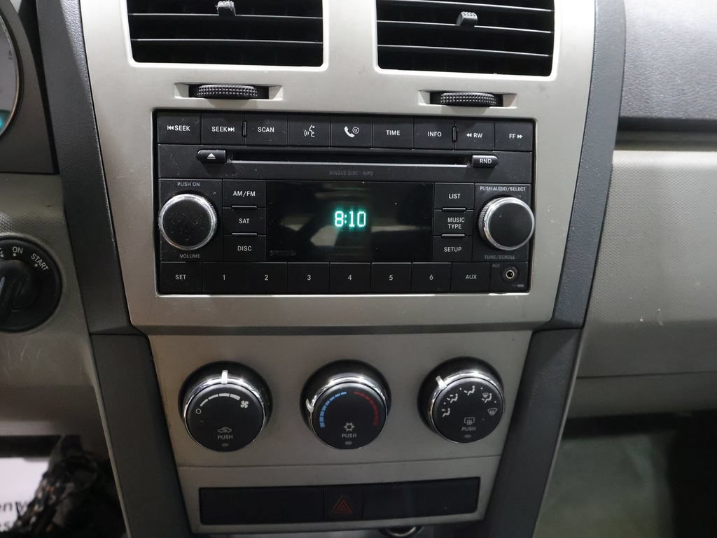 Used 2008 Dodge Avenger SXT FWD image 6