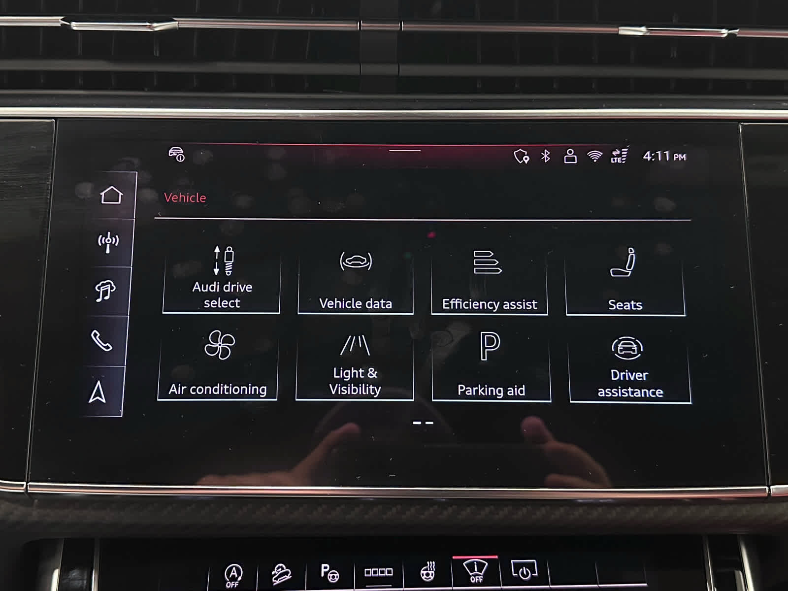 Used 2026 Audi SQ8 Prestige AWD/4WD image 34
