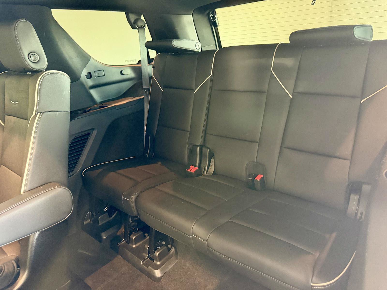 Certified 2024 Cadillac Escalade Sport w/ LPO, ONYX Package AWD/4WD image 25