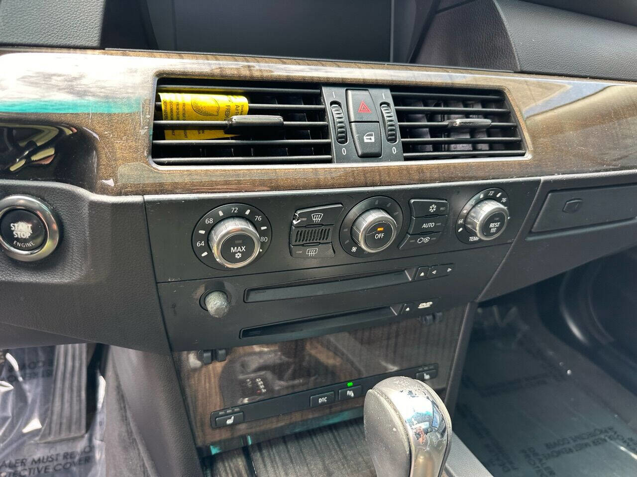 Used 2006 BMW 530xi Sedan image 21