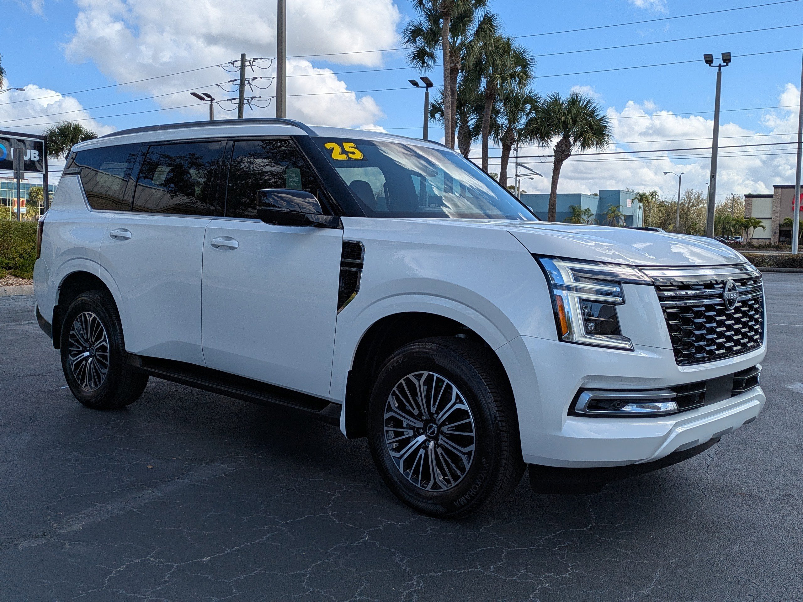 Used 2025 Nissan Armada SL w/ Captain's Chari Seat Package image 7